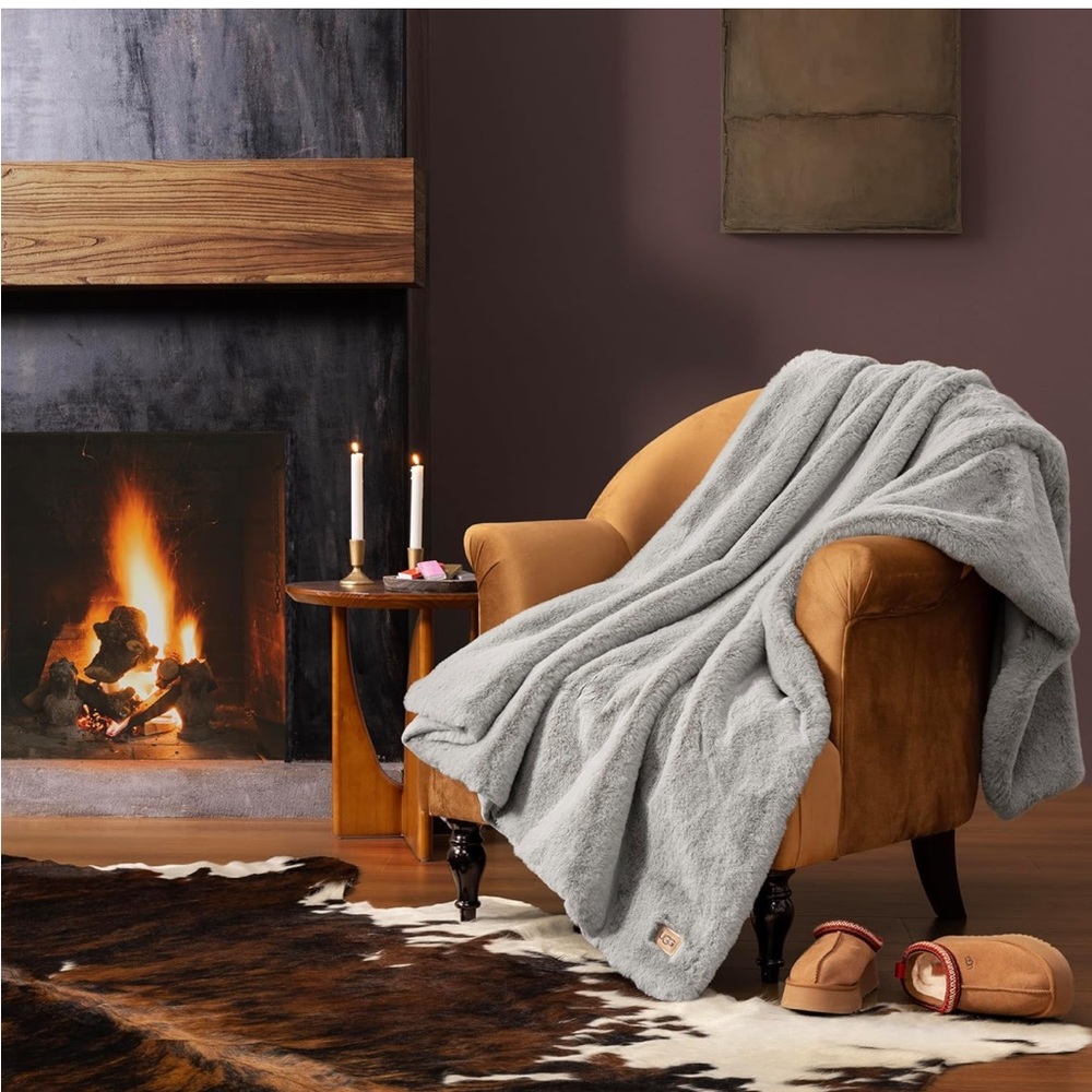 Luxury Plush Throw Blanket - Gray